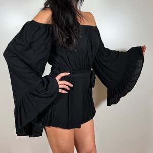 Missguided Black Bardot Flare Sleeve Romper Playsuit